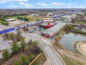 2500-2502 SW 14th St, Bentonville, AR for rent Building Photo- Image 1 of 9