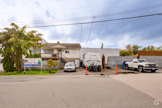 414 Boyne St, New Westminster, BC for sale Primary Photo- Image 1 of 2