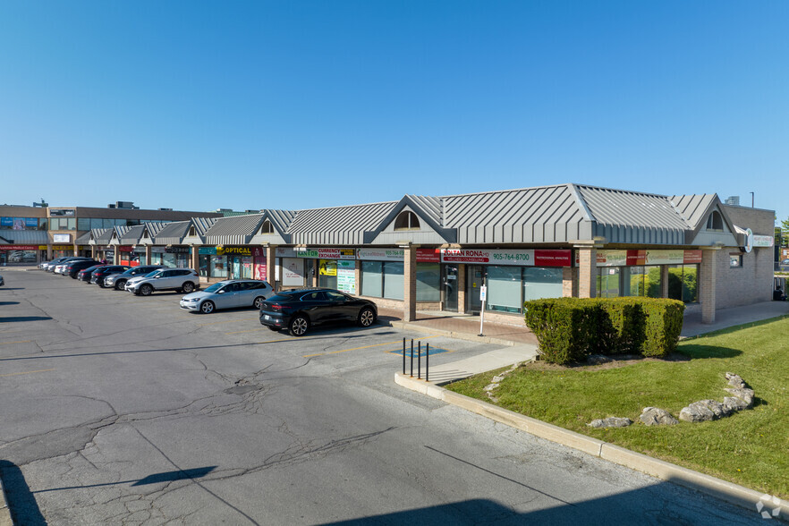 390 Steeles Ave W, Vaughan, ON for rent - Building Photo - Image 2 of 4