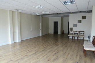Station Rd, Liphook to rent Interior Photo- Image 2 of 3