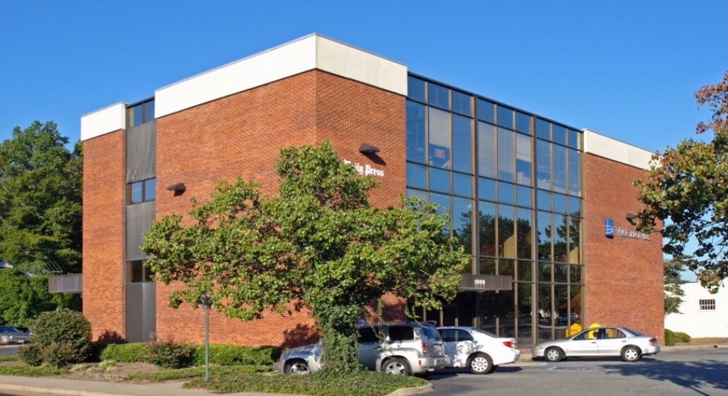 1006 Richmond Rd, Williamsburg, VA to rent Building Photo- Image 1 of 14