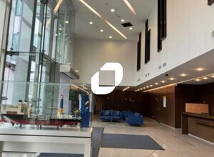 Office in Montigny-le-Bretonneux to rent Lobby- Image 1 of 2