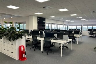 Pynes Hl, Exeter to rent Interior Photo- Image 1 of 5