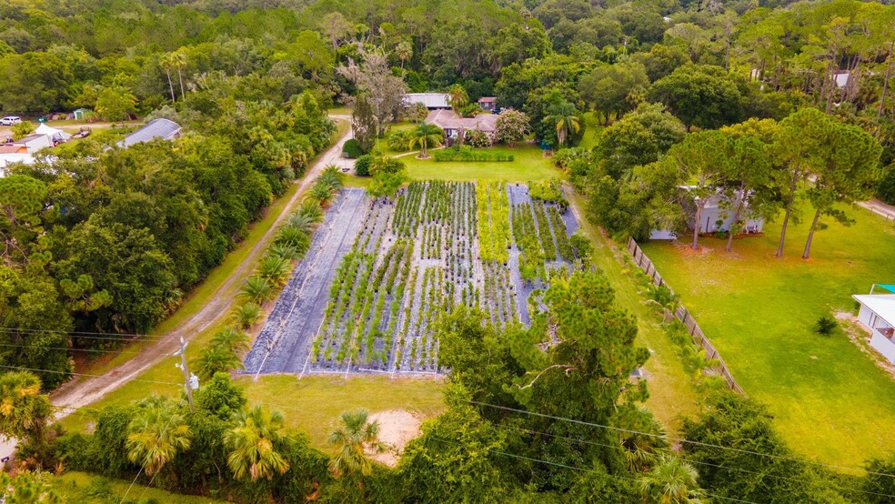 651 Ingham Rd, New Smyrna Beach, FL for sale - Primary Photo - Image 1 of 6