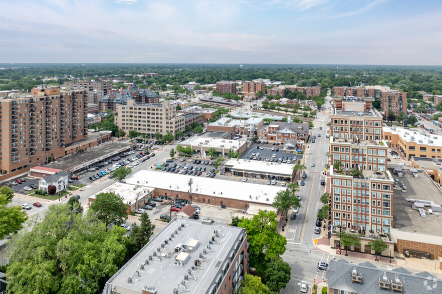 10-36 S Evergreen Ave, Arlington Heights, IL for rent - Aerial - Image 3 of 15