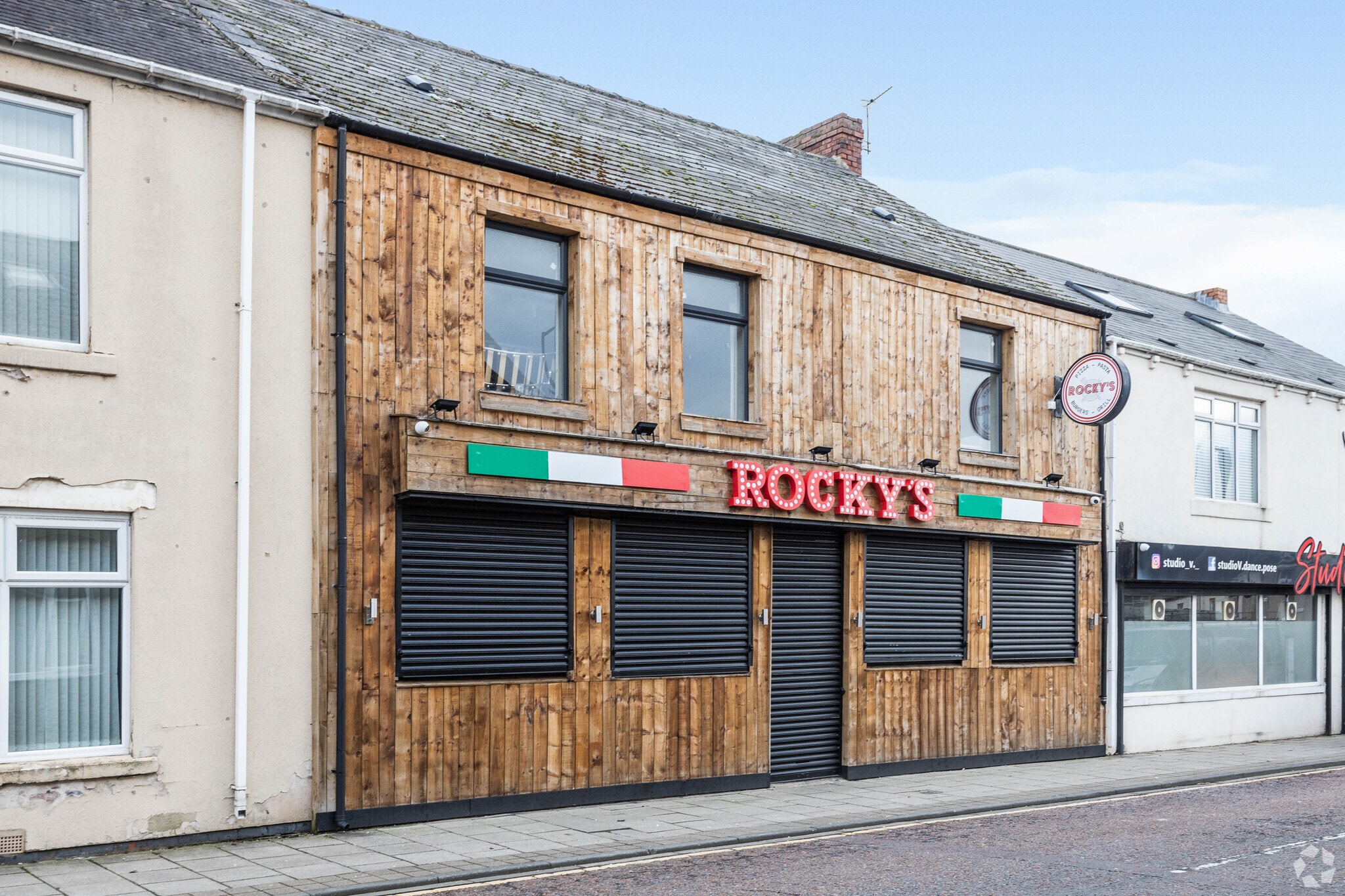 8-10 Market St, Houghton Le Spring for sale Primary Photo- Image 1 of 1