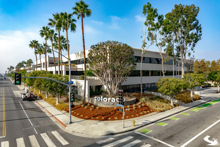 2525 Colorado Ave, Santa Monica, CA for rent - Primary Photo - Image 1 of 6