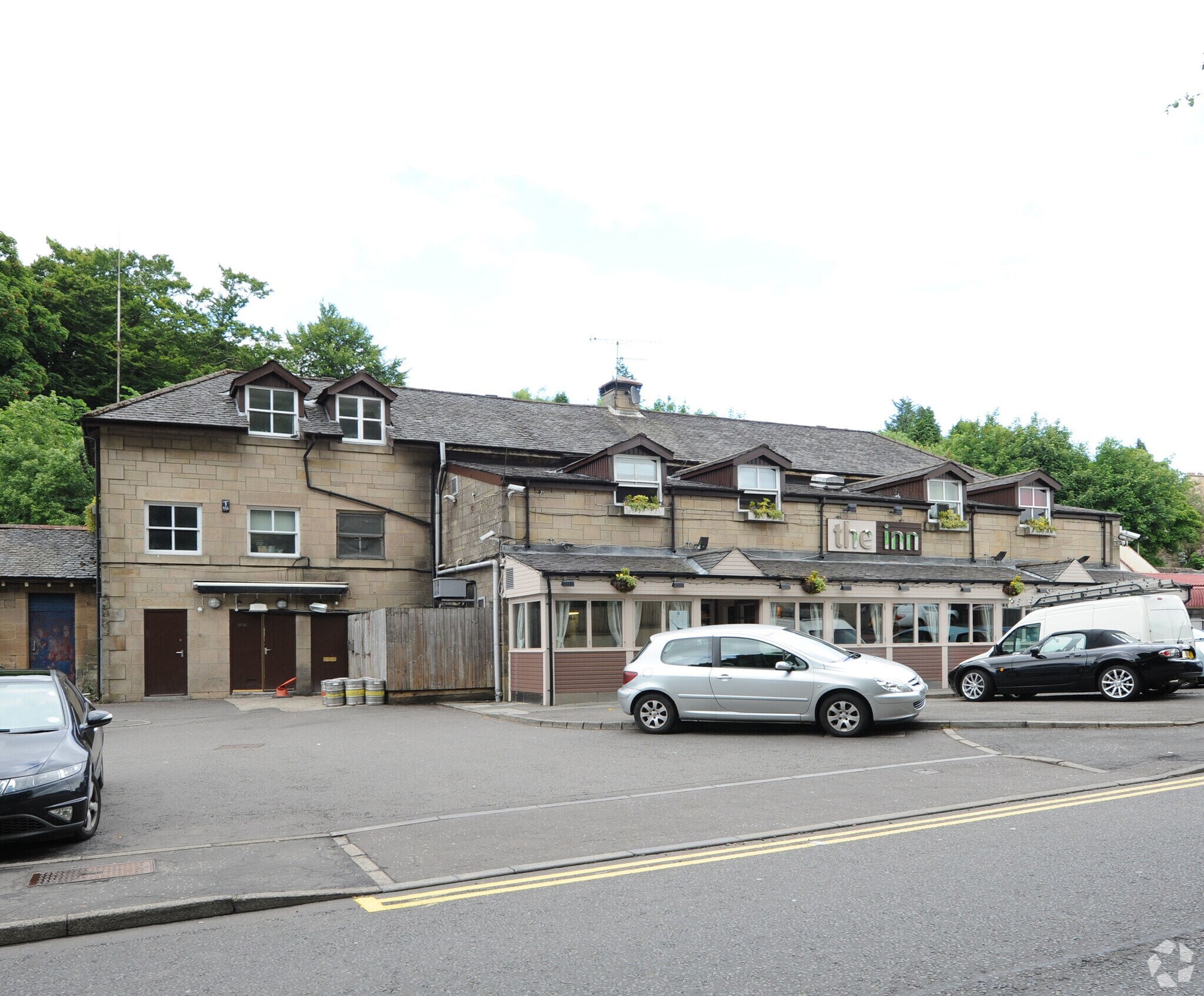 2 Station Rd, Bearsden for sale Primary Photo- Image 1 of 1