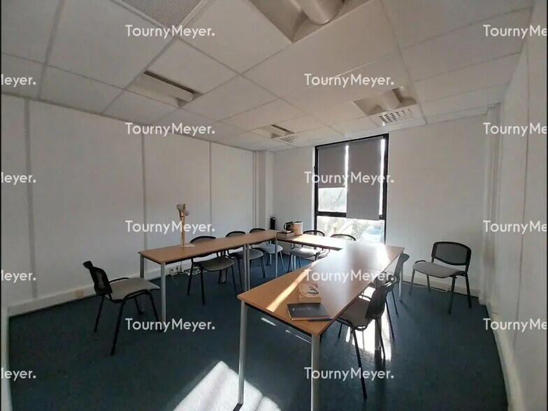 Office in Ramonville-Saint-Agne to rent - Building Photo - Image 2 of 8