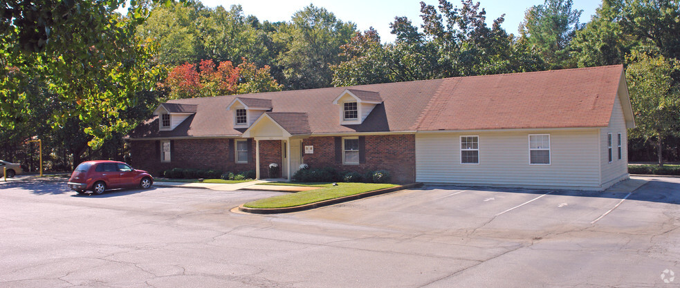 7801 St Andrews Rd, Irmo, SC for rent - Primary Photo - Image 1 of 9