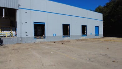 1101 Syphrit Rd, Wellford, SC to rent Building Photo- Image 2 of 4