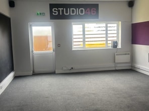 Cheltenham Rd, Ashton Under Hill to rent Interior Photo- Image 1 of 3