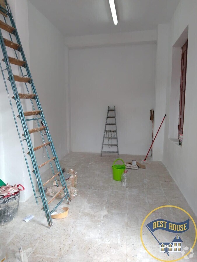 Cuenca, CUE 16003 -  -  - Interior Photo - Image 2 of 2