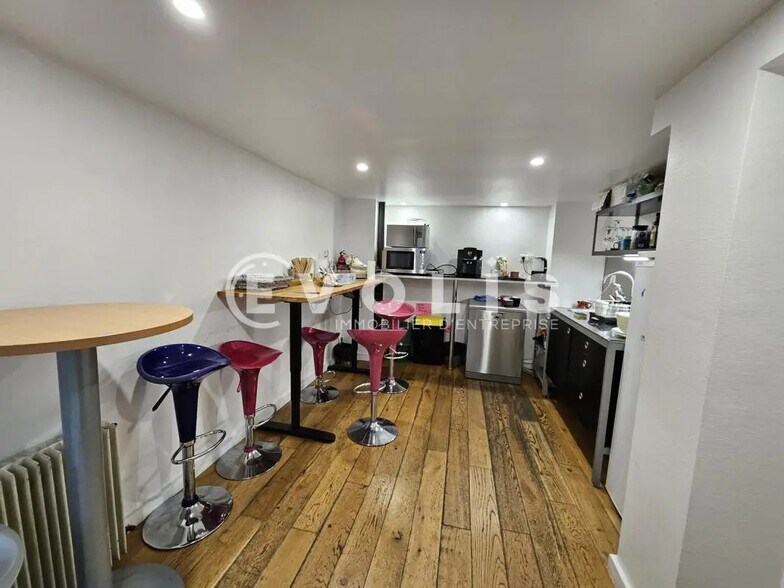 Office in Malakoff to rent - Building Photo - Image 3 of 23