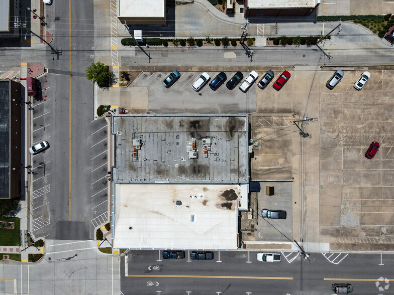 118 E Commercial St, Broken Arrow, OK for rent - Aerial - Image 2 of 3