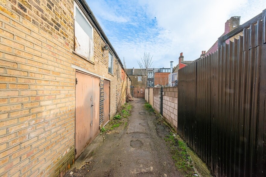 Georges Pl, London for sale - Building Photo - Image 3 of 10