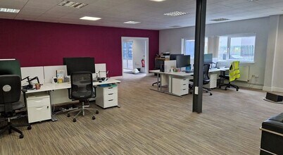 2 Kettlestring Ln, York to rent Interior Photo- Image 1 of 6