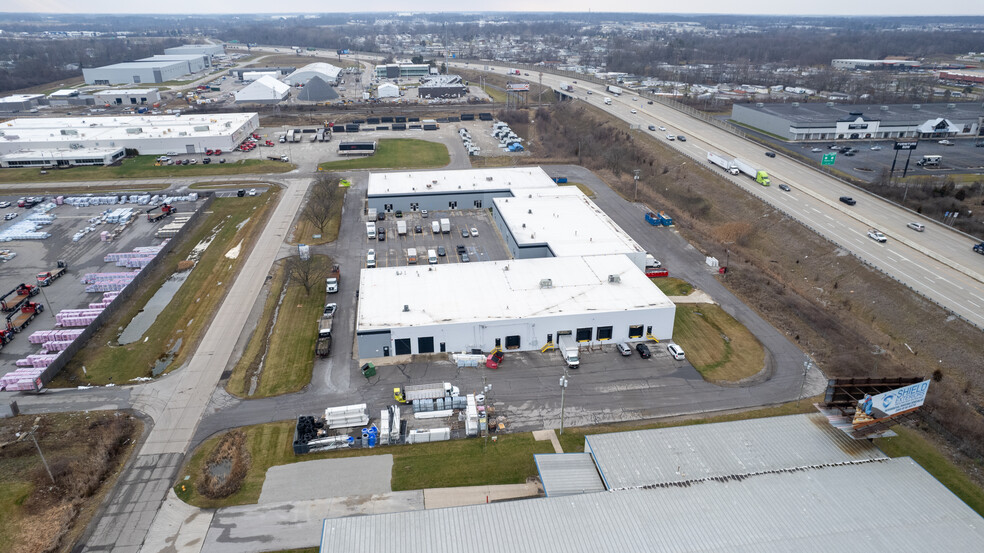 2202-2250 Research Dr, Fort Wayne, IN for rent - Building Photo - Image 3 of 6