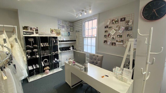 4A Church St, St Neots for sale - Interior Photo - Image 3 of 4