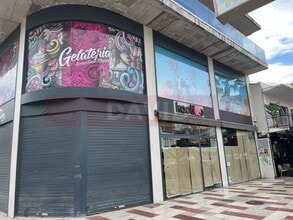 Retail in Castell-Platja d'Aro, Gerona to rent Interior Photo- Image 2 of 6