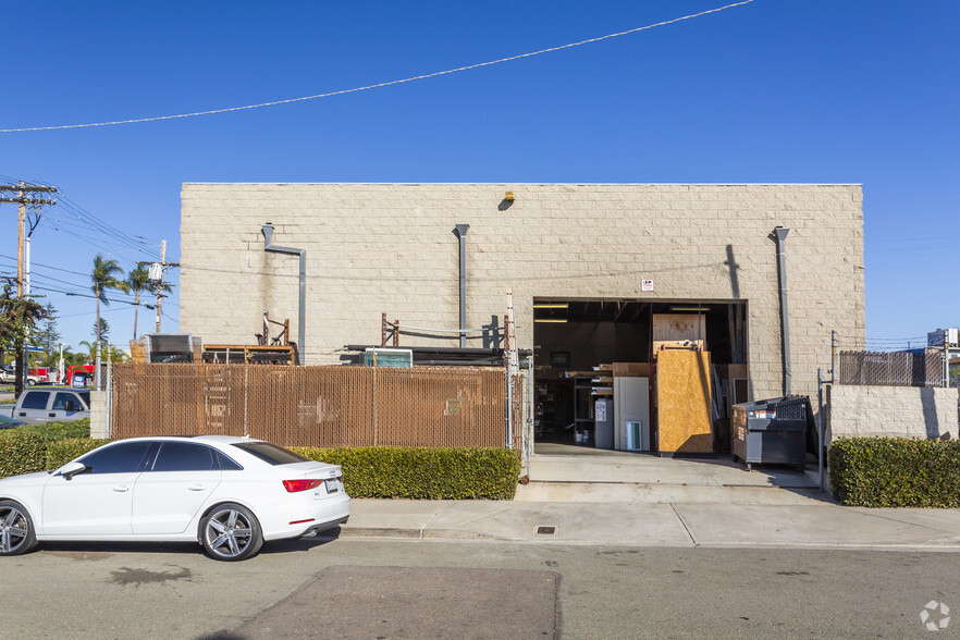 712 E 18th St, National City, CA for sale - Building Photo - Image 2 of 12