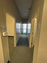 121 Express Ln, Lansing, KS to rent Building Photo- Image 1 of 1