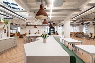 8-14 Macklin St, London to rent Interior Photo- Image 1 of 6