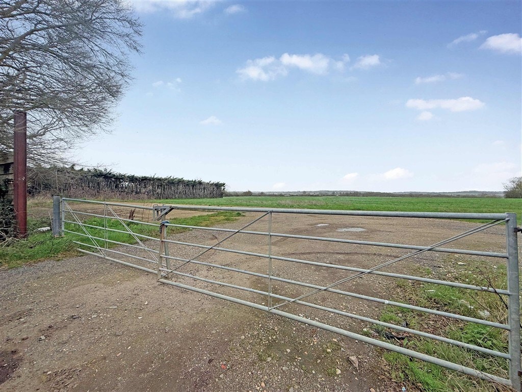 3 Writtle Rd, Ingatestone for sale Primary Photo- Image 1 of 3