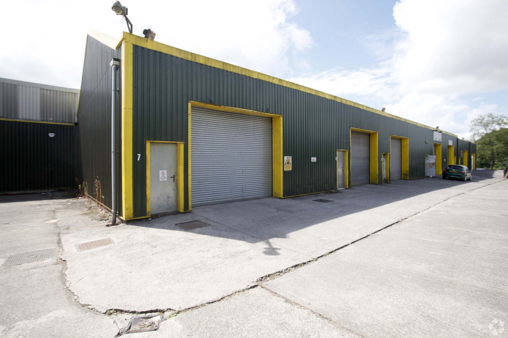 Pengam Rd, Aberbargoed for sale Primary Photo- Image 1 of 1