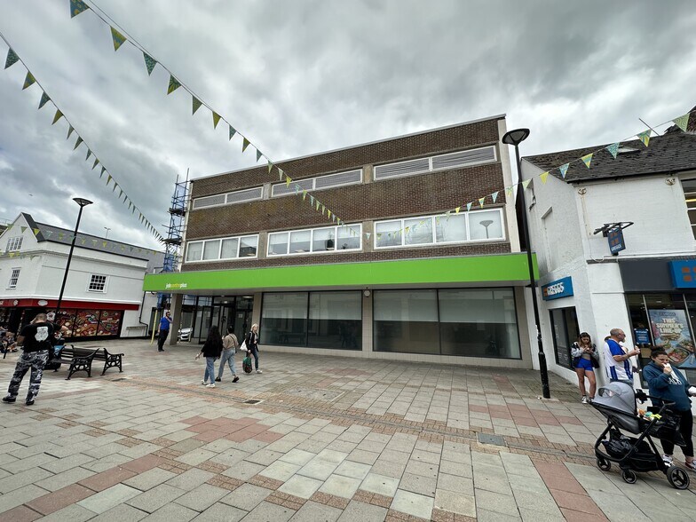 105-109 Montague St, Worthing to rent - Building Photo - Image 1 of 2