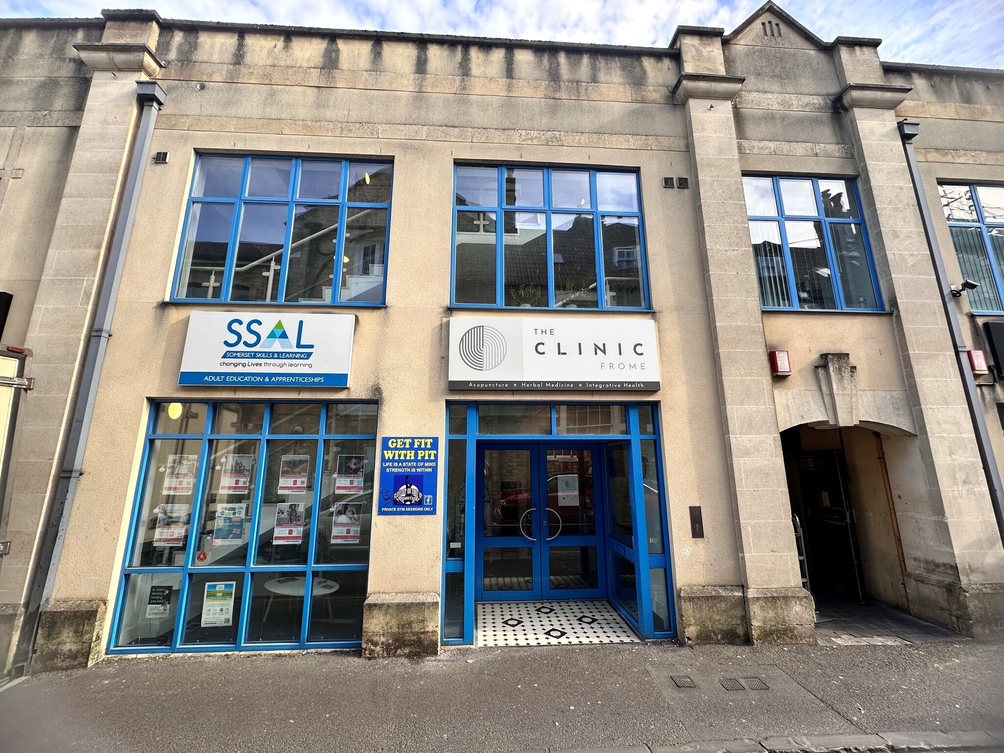 15-16 Palmer St, Frome to rent Primary Photo- Image 1 of 5