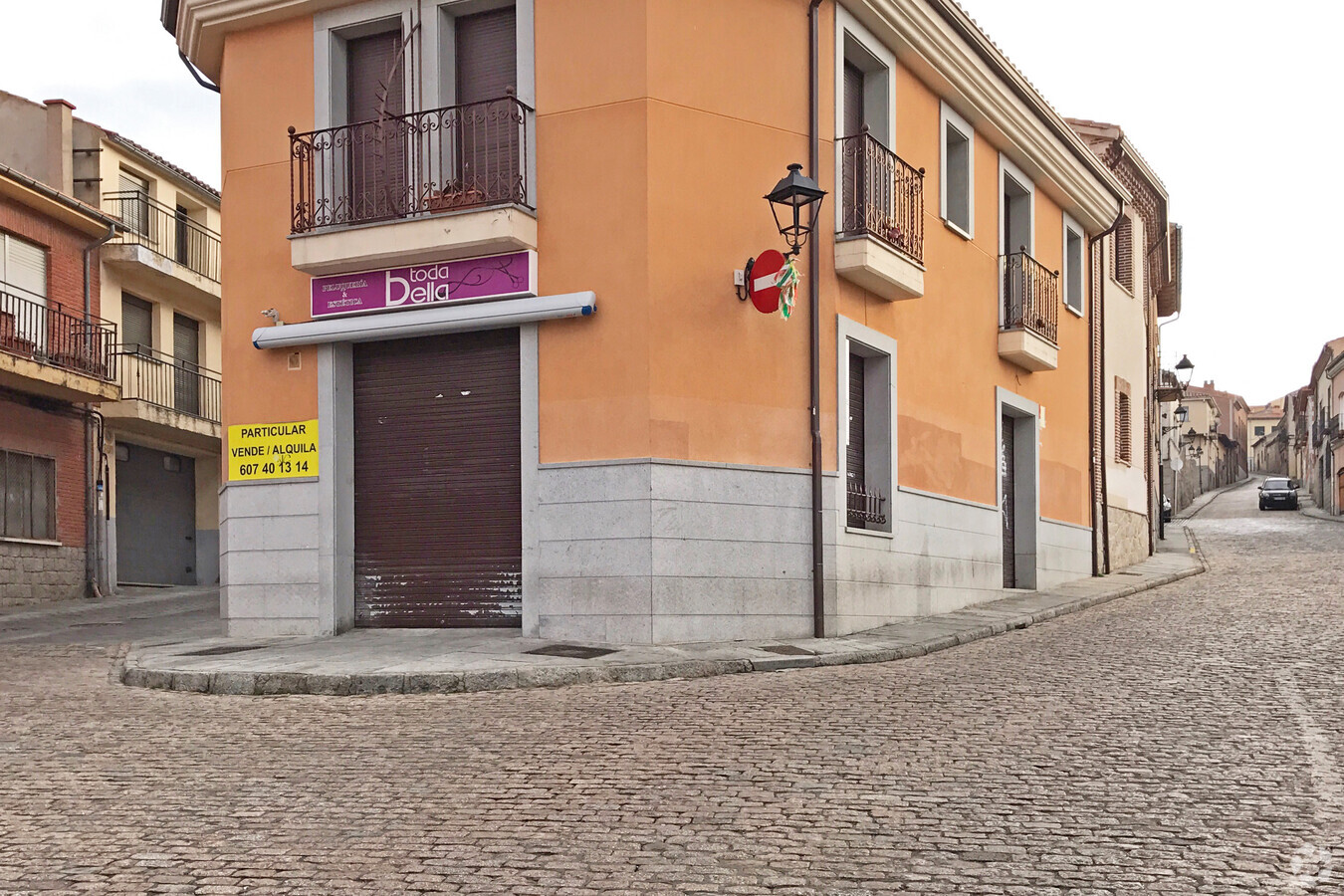 Calle Conde Don Ramón, 69, Ávila, AVI 05001 - Unit Puerta L2, Esc. 1 -  - Interior Photo - Image 1 of 5