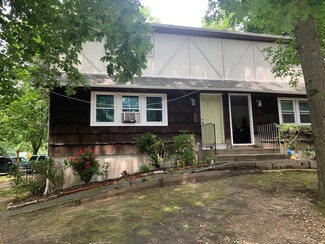 More details for FIVE INDIVIDUAL DUPLEX RESIDENTIAL UNITS – Speciality for Sale, East Moriches, NY