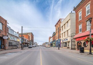 More details for 138 King St E, Gananoque, ON - Retail to Rent