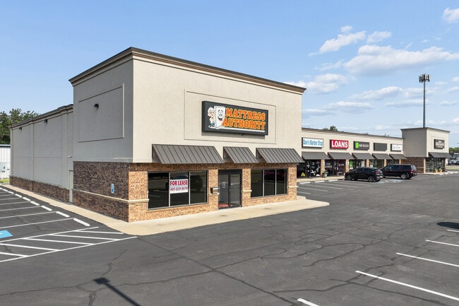 More details for 601-617 S Broadway, Edmond, OK - Retail to Rent