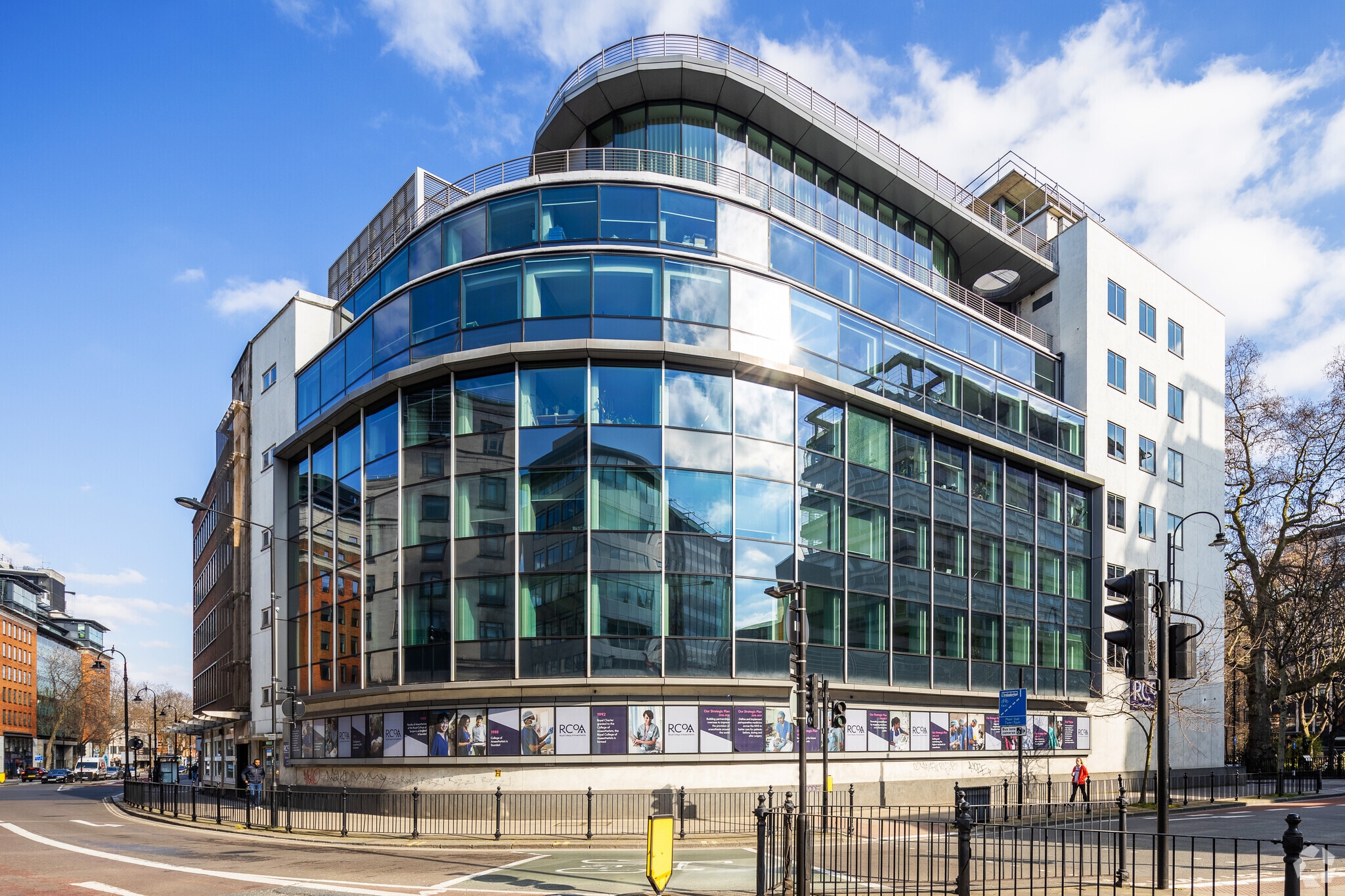 35 Red Lion Sq, London for sale Primary Photo- Image 1 of 1