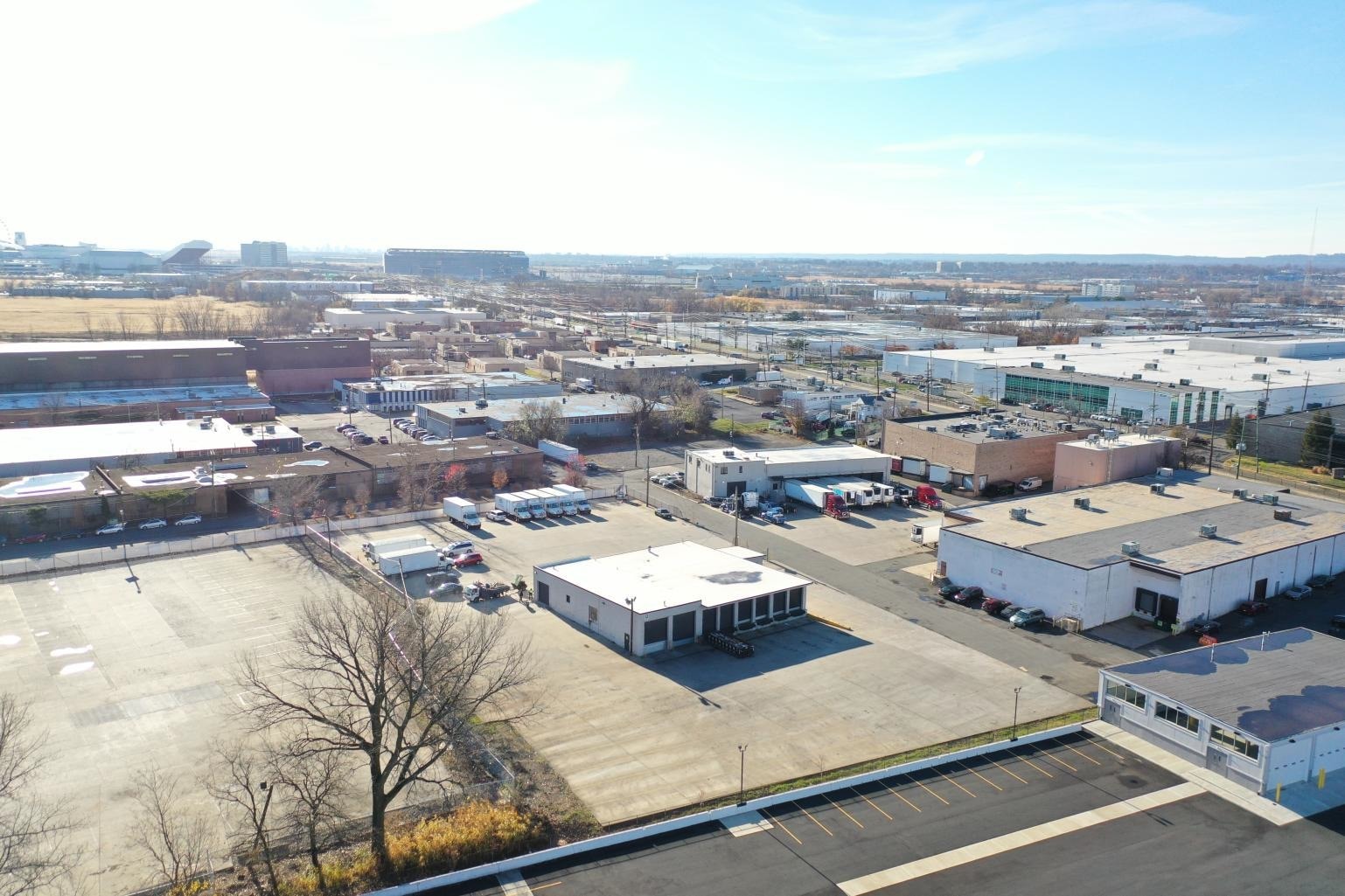 B St, Carlstadt, NJ to rent Primary Photo- Image 1 of 4