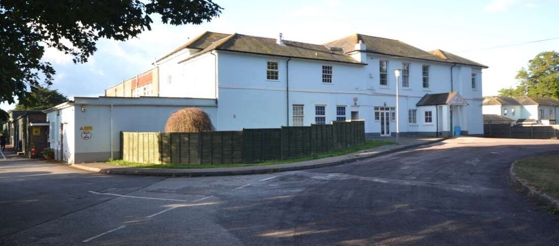Tangmere Rd, Chichester for sale Primary Photo- Image 1 of 1