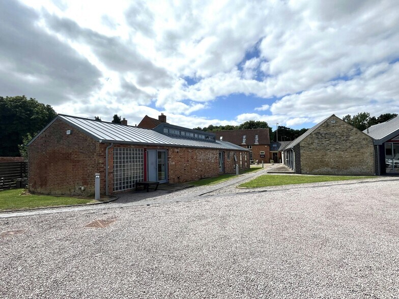 Banbury Rd, Ashorne to rent - Building Photo - Image 3 of 14