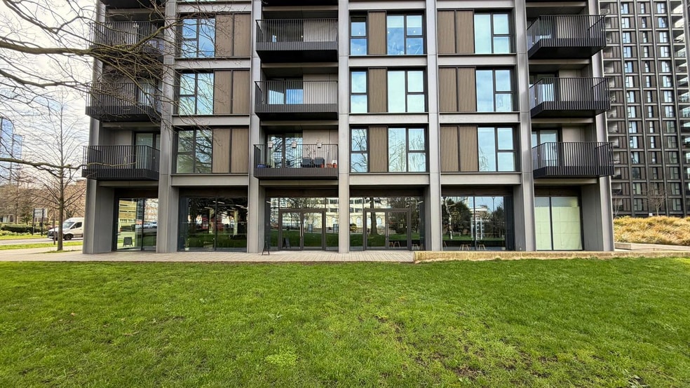 42 Park Ln, Croydon for sale - Building Photo - Image 3 of 5