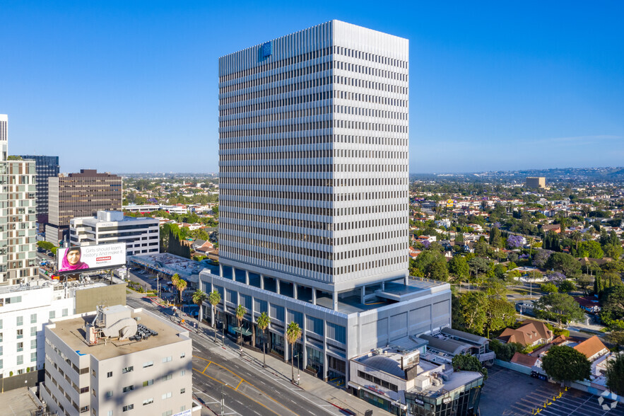 6300 Wilshire Blvd, Los Angeles, CA for rent - Building Photo - Image 1 of 7