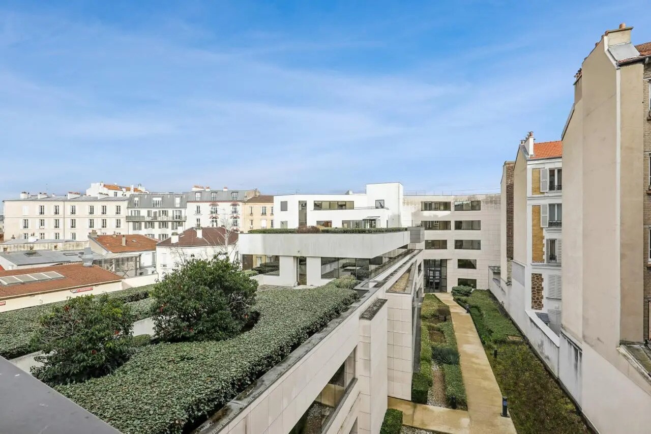 10/12 Rue Massue, Vincennes to rent Building Photo- Image 1 of 11