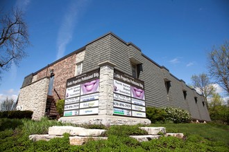 100 N Lincolnway, North Aurora, IL for rent Building Photo- Image 1 of 11