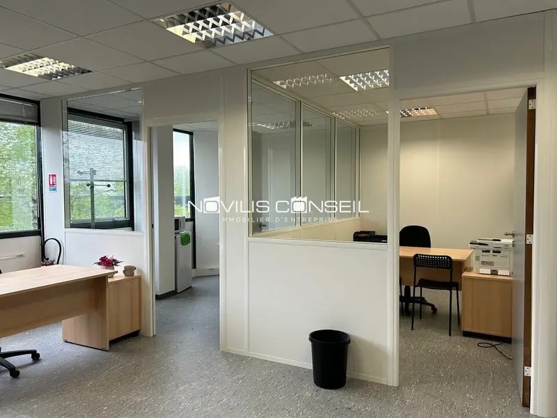 Office in Labège to rent Interior Photo- Image 1 of 5