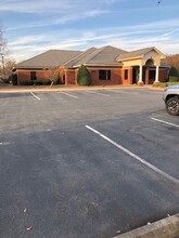 2450 Emerald Pl, Greenville, NC for sale Building Photo- Image 1 of 22