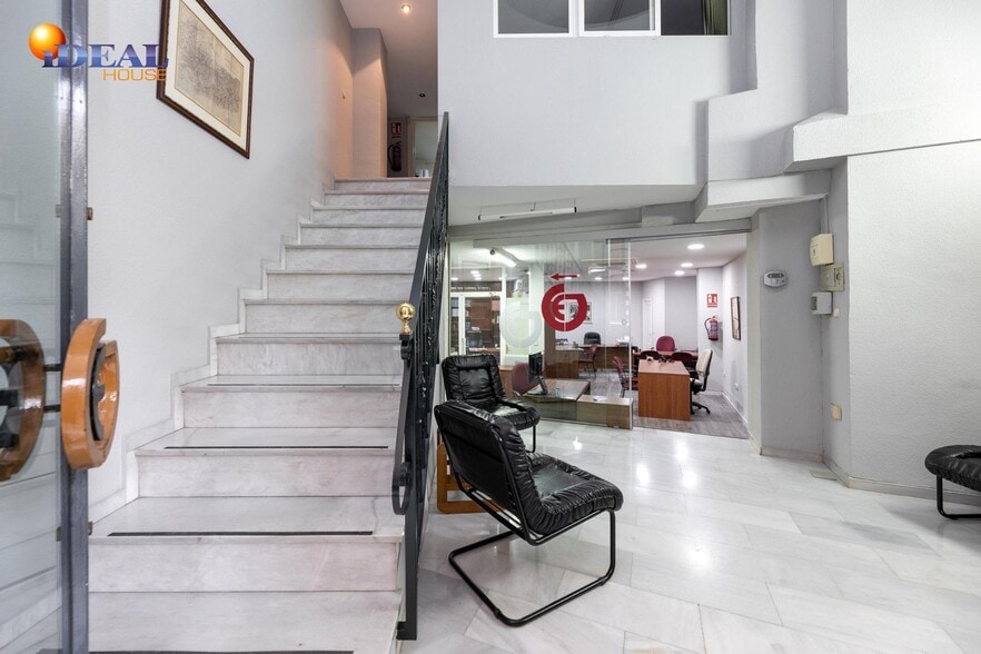 Retail in Granada, Granada for sale - Interior Photo - Image 2 of 22