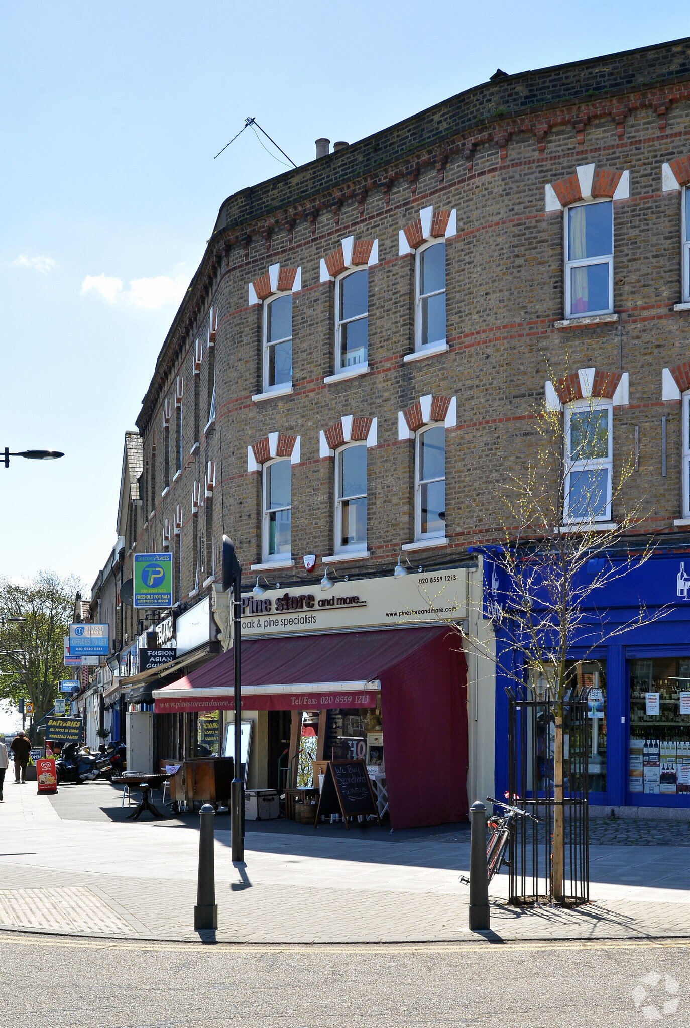 239 High Rd, London for sale Primary Photo- Image 1 of 1