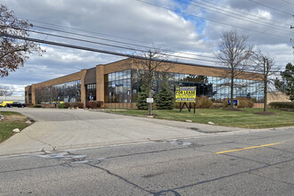 37564-37584 Amrhein Rd, Livonia, MI for rent Building Photo- Image 1 of 7