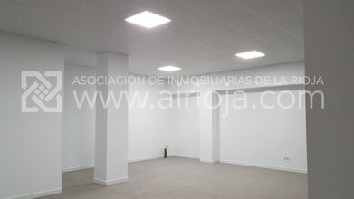 Retail in Logroño, La Rioja to rent Interior Photo- Image 1 of 4