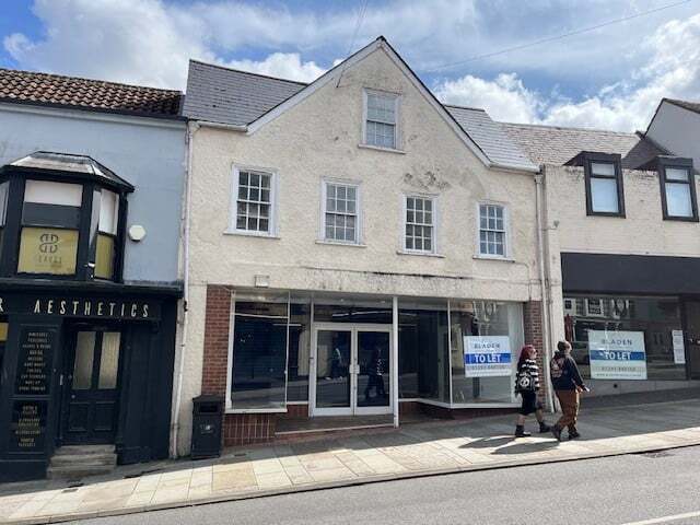 7 High St, Chepstow for rent - Building Photo - Image 1 of 2